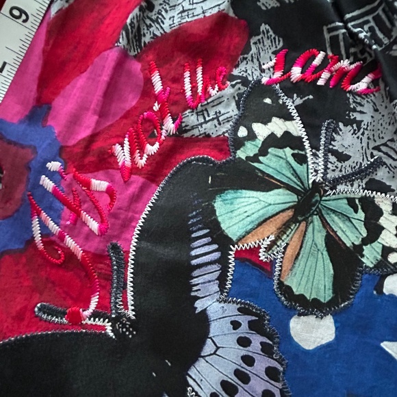 DESIGUAL SKIRT - Mixed Media art to wear - Picture 4 of 14